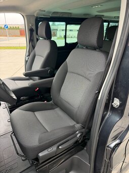 Renault Trafic Combi L2 2.0 dCi 150k 9A 8 míst 2025 DPH - 14