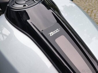 Harley Davidson FLTRX Road Glide 117 - 14