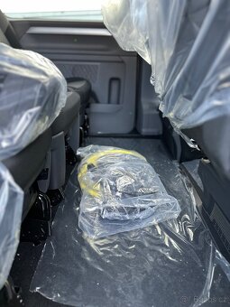 Volkswagen T7 Caravelle - 14