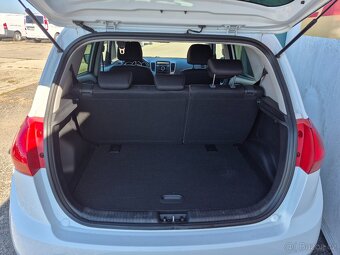 Venga, 1,4i, 66kW, serviska, ČR - 14