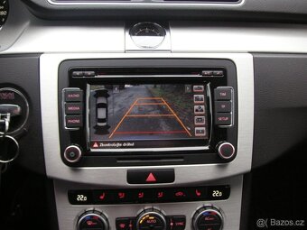 Volkswagen Passat B7 2.0 TDi - Serviska Highline - 14