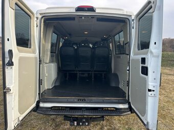 Iveco Daily 9 míst 2,3JTD BUS KLIMA - 14