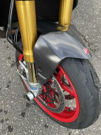 Ducati Monster 1200S - 14