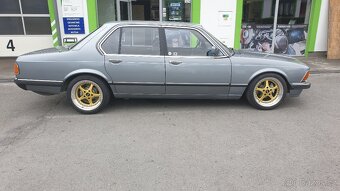 Bmw e23 728i - 14
