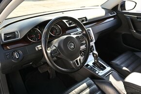 Volkswagen Passat 2.0TDI 125KW DSG 4x4 Highline 12/10 - 14