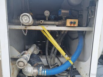 MERCEDES ATEGO 1218 cisterna na vodu 6 m3 - 14
