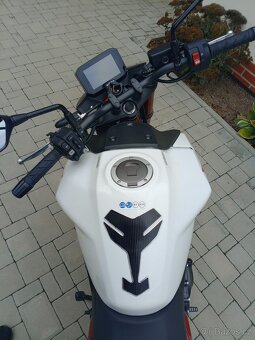 Honda CB 750 hornet-rezervace do 19.10 - 14