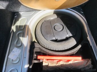 ŠKODA FABIA COMB. 1.4 16V AMBIENTE - 14