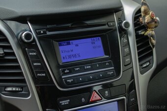 Hyundai i30 1.6CRDi style /aj na splátky/ - 14