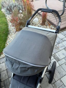 Thule Urban Glide 2 + korba - 14