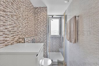 Španělsko, Apartmán 3kk(66m2) přímo u moře. - 14