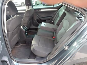 SUPERB III 2.0TDi, r.17 210000km, po rozvodech, NAVI, MANUÁL - 14