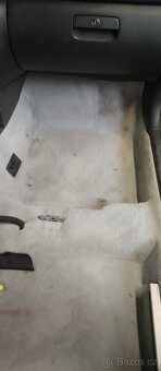 Prodám koberec z Octavia 1 RS - 14