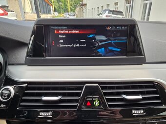 BMW 530i XDRIVE 185kW AUTOMAT 2018 AdaptLED NAVI KAMERA -DPH - 14