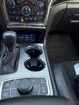 Prodám JEEP GRAND CHEROKEE TRAILHAWK 2018 v max.výbavě - 14