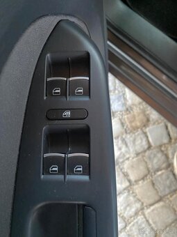 VW Touran, 1.6TDi,77kw,rok 2012 - 14