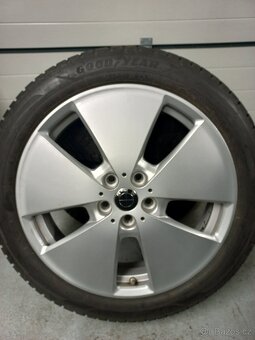 BMW i3 zimní sada Styling 427 pneu 155 70 19 DOT 2222 7,8mm - 14