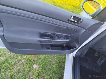 Volkswagen Golf V - 14