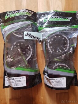 Rc diely TRAXXAS ARRMA SAVAGE - 14