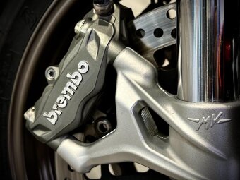 MV Agusta Turismo Veloce Lusso SCS zaruka do 2026 - 14