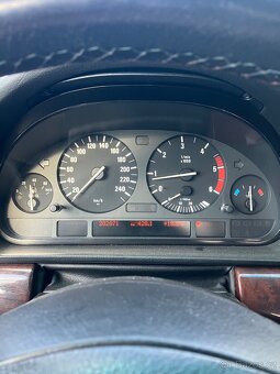 BMW e38 730D - 14