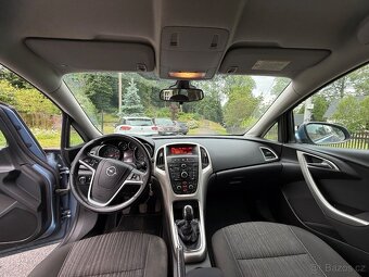 Opel Astra J 1.6 - 14