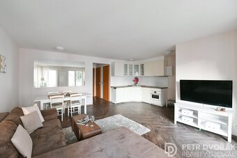 Pronájem bytu 3+kk 68 m² ulice Záhřebská, Praha 2 - část obc - 14