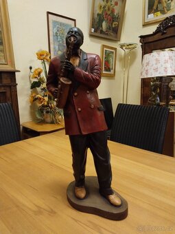 Bluesová swingová kapela ( 6 členů kapely ). - 14