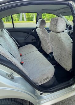 Škoda Octavia 1.6 MPI 55kW - 2001, po 2 majiteli, STK 2/2027 - 14