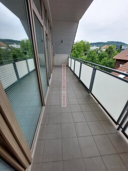 Pronájem podkrovního bytu 3+kk,90 m2,Zlín - 14