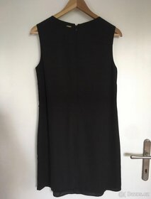 Šaty různé, velikosti M, cena za kus 200 Kč - 14