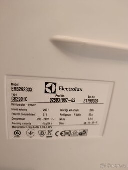 Lednice s mrazakem - 14