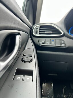 Hyundai i30 HB 1.5 103kW DCT COMFORT 2025 - 14