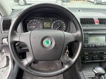 Škoda Octavia  1.9 TDi - 77Kw Elegance DSG - 14