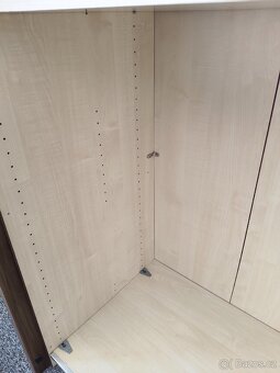 Šatní skříň 300 x 216 x 65 - 14