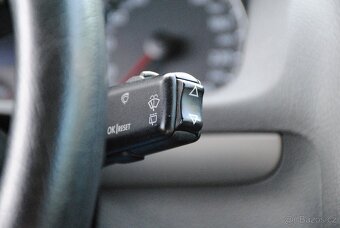 VW Touran 1.9TDi 74kW - klimatizace - výhřev sedadel - ESP - 14