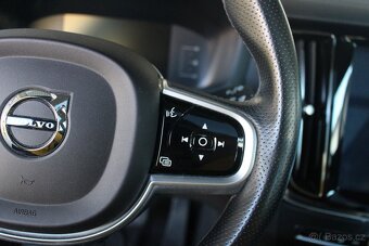 Volvo V60 D3 Momentum Automat+LED+Tažné+94tis km - 14