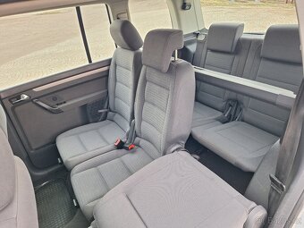 Touran 2.0 Tdi, BEZ DPF DSG,7míst, STK NOVÁ - 14