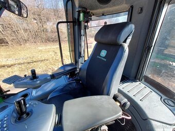 Harvestor kolový J.Deere 1170 E - 14
