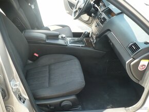 Mercedes-Benz Třídy C 220CDi Kombi - 14