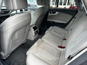 AUDI A7 3,0 TDI - QUATTRO - STRONIC - MÁLO KM - CEBIA - 14