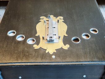 Starožitný hrací stroj, flašinet Ariosa, 1898, Německo - 14