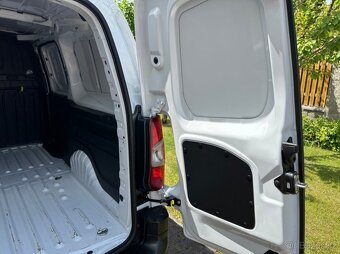 Na prodej Peugeot Partner L2 1.5Hdi 75kw - 14