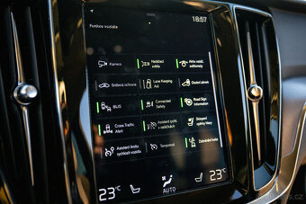Volvo V60 D3 AWD, 2020 – plná výbava, perfektní stav, DPH - 14