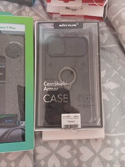 Mix krytu na iPhone a Samsung - 14