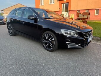 Volvo V60, 2.4 D6 AWD 158 kW PLUG-IN HYBRID - 14