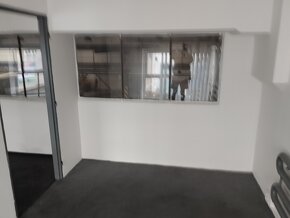 Nabízím  prostory pro výrobu a  logistiku v Hradci Králové - 14