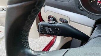 VW GOLF VI 2.0TDi HIGHLINE XENONY - 14