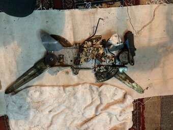 Okna Hilux surf - 14