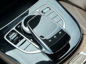 Mercedes Benz E 350d AMG Night 2020 95tkm -21% DPH - 14